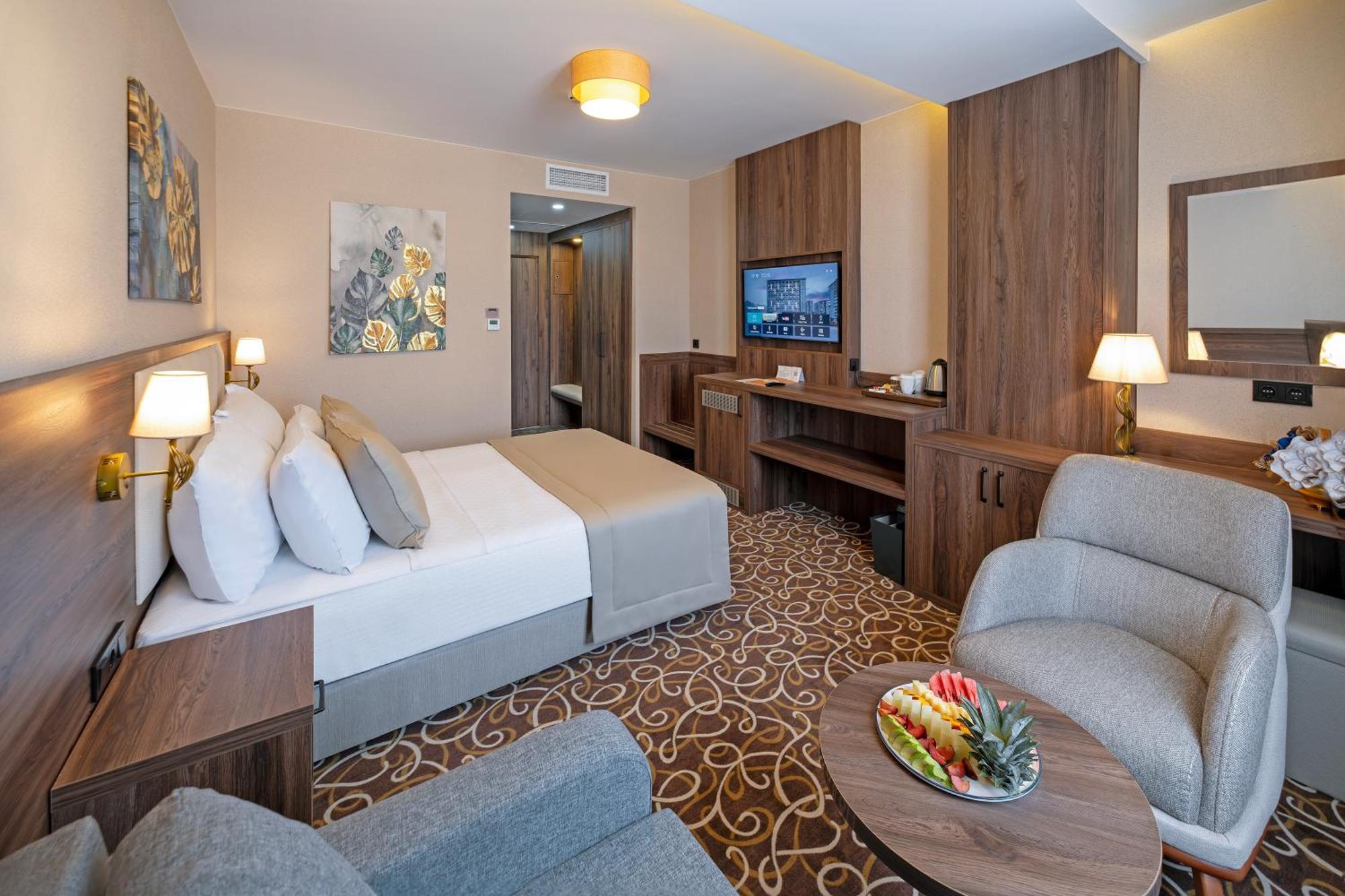 Park Dedeman Mersin Marina Çiftlik Екстериор снимка